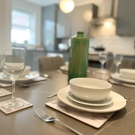 Дом отдыха House By Blue Skies *